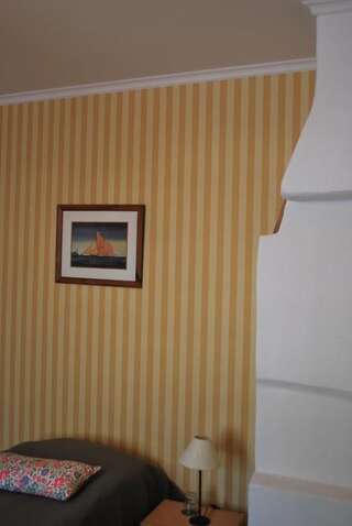 Гостевой дом Kirjakkalan Ruukkikylä Teijo Двухместный номер с 2 отдельными кроватями и общей ванной комнатой-3